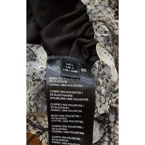 Urban Outfitters Sheer Snake Print Crop Tank Top sz large - Picture 8 of 9